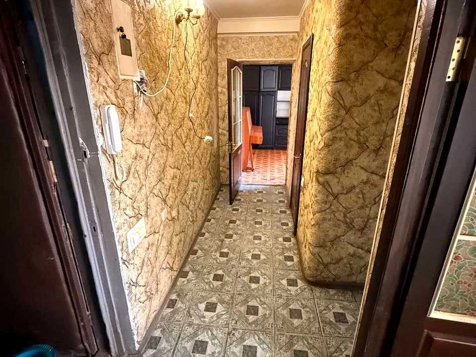 Квартира. Київ, вулиця Космонавта Поповича