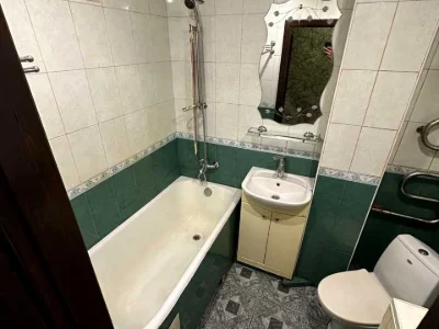 Квартира. Київ, вулиця Космонавта Поповича
