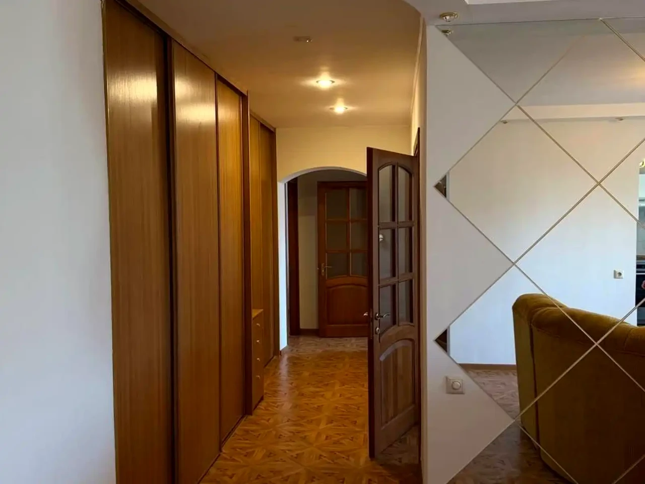 Продаж 3-кімнатній квартири 85 м² на 11-му поверсі з 15