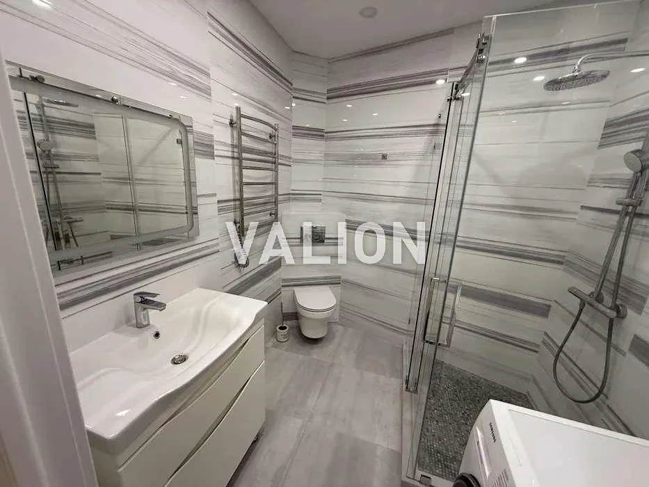 Sale of a 1-bedroom apartment at вул. Олени Пчілки 7