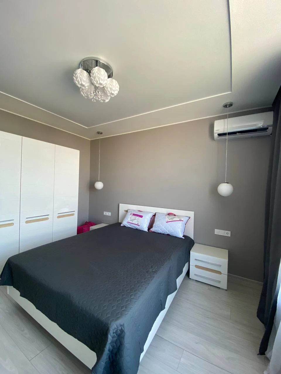 Rent 1-bedroom apartment 40 m², Kamenetskaya St., (Dniprod)