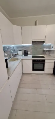 Срочная продажа 1-комнатной квартиры. 54 м², 2 этаж. Липковского 37Б