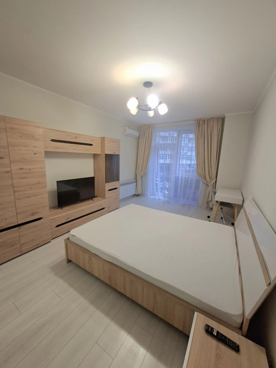 Срочная продажа 1-комнатной квартиры. 54 м², 2 этаж. Липковского 37Б