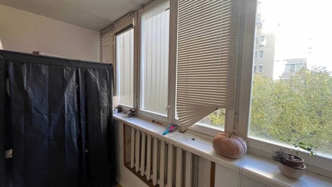 Prod Kv 3r 80m K. Malevicha (Bozhenko) 37/41, Гоlos. r Kiev, m