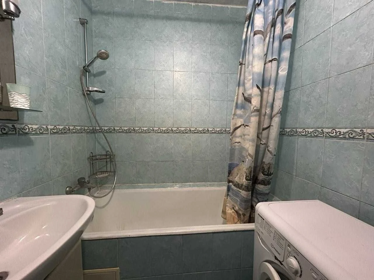 Rent 1-bedroom apartment on Oboloni, ул. Тимошенко, 11-A.