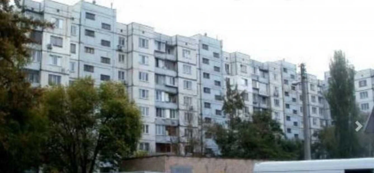 Rent 1-bedroom apartment on Oboloni, ул. Тимошенко, 11-A.