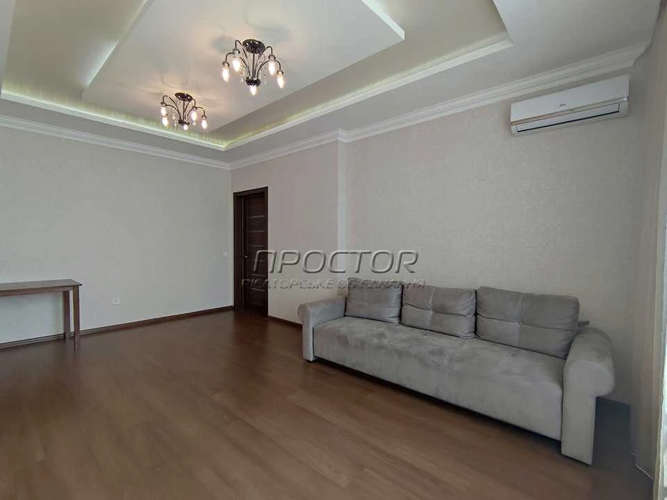Apartment. Dragamanova St. Kyiv