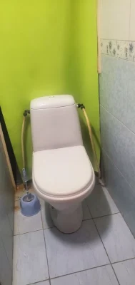 For Sale 4-room apartment near Peremoga metro station