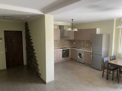 Продається укомплектована 2-кімнатна квартира (82 м²) в Киеве