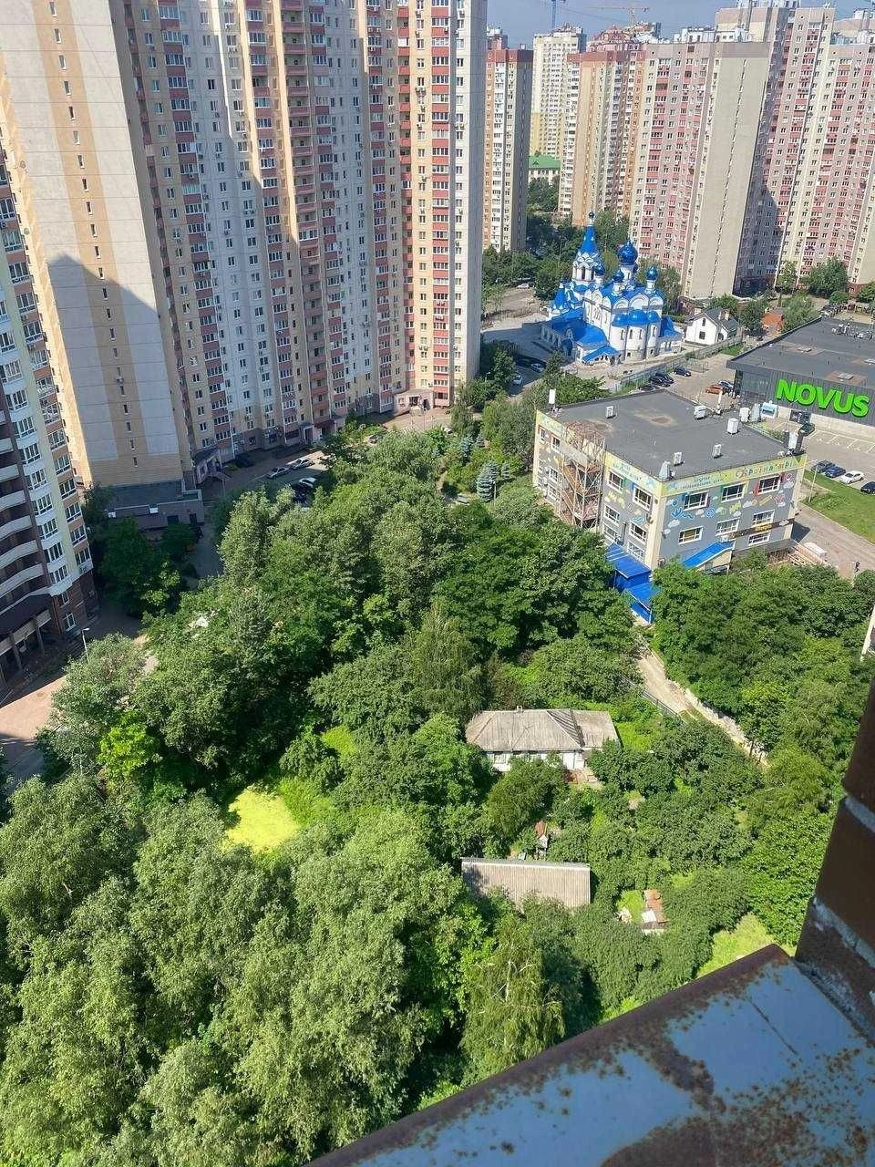Продається укомплектована 2-кімнатна квартира (82 м²) в Киеве