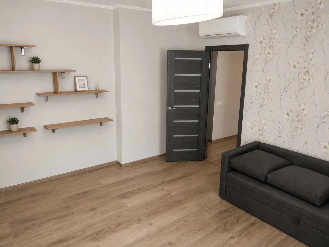 Продається укомплектована 2-кімнатна квартира (82 м²) в Киеве