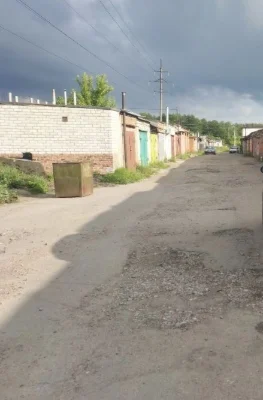 Гараж АК-27 Певци