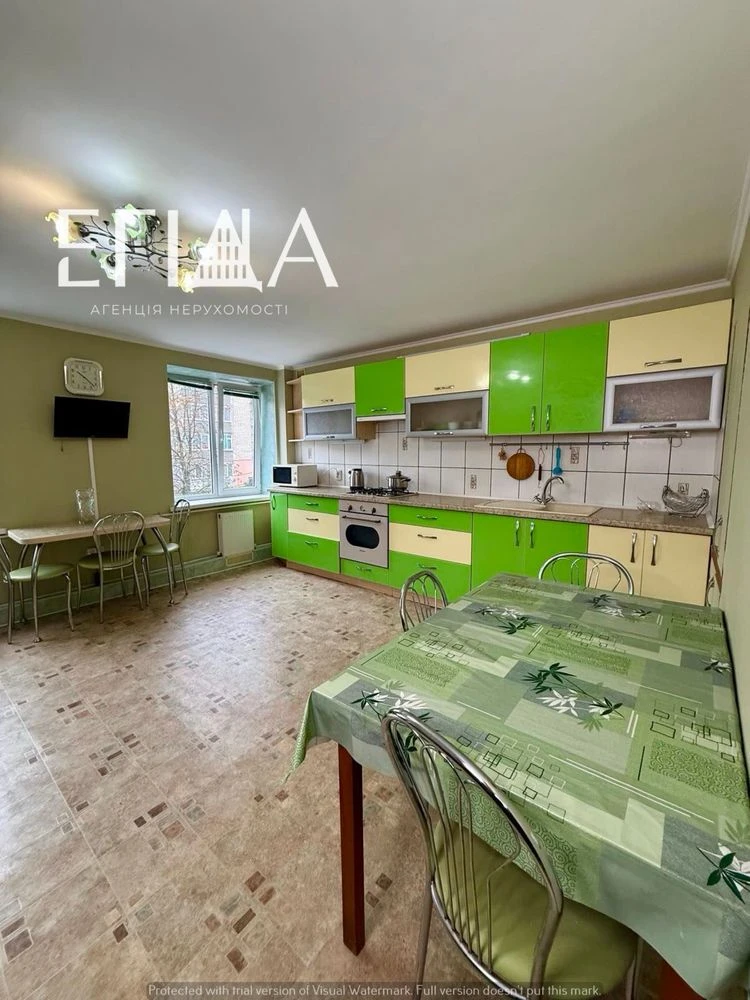 Продаж 3-кімнатній квартири, Європейський ринок, 3/9, вул. А. Тамма