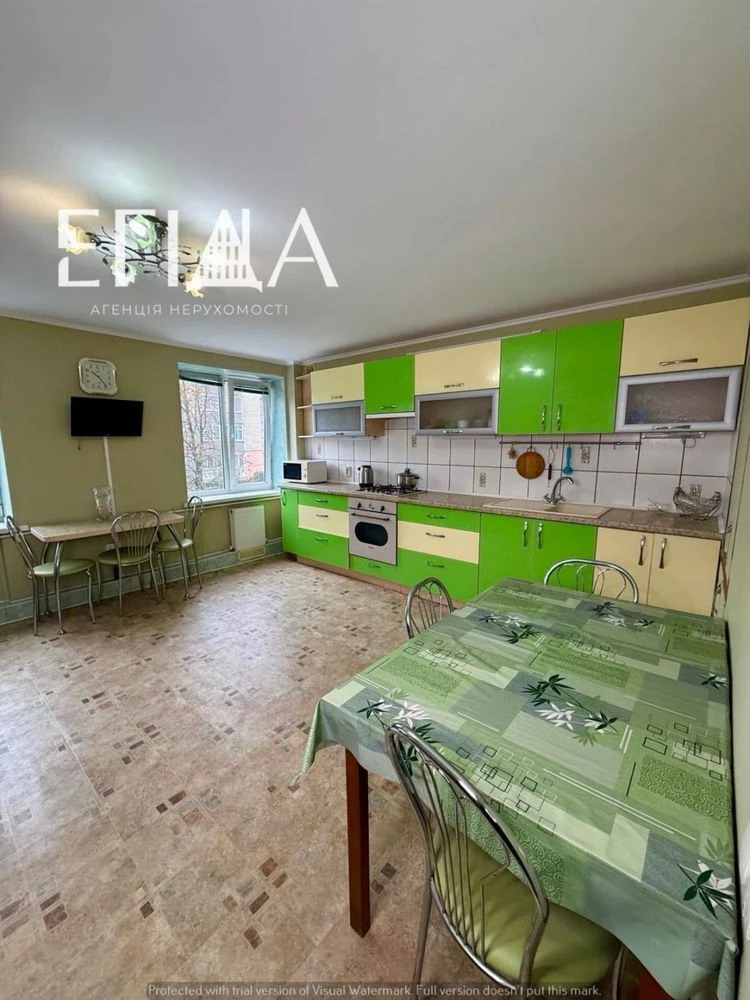 Продаж 3-кімнатній квартири, Європейський ринок, 3/9, вул. А. Тамма