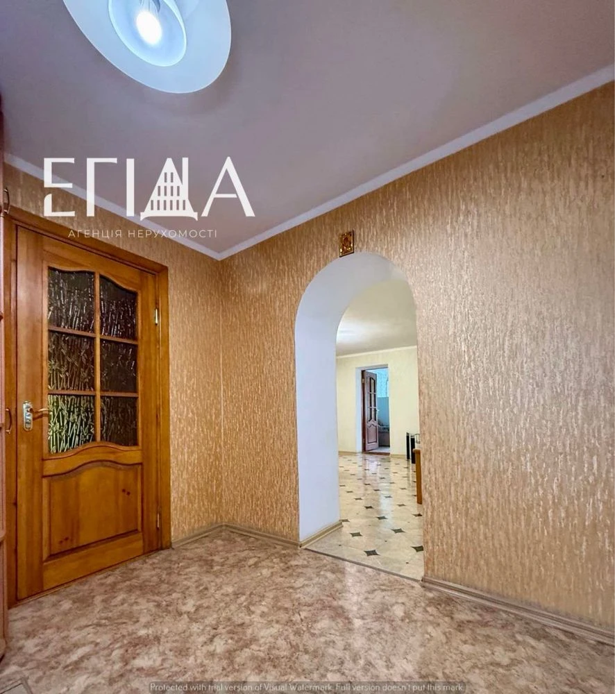 Продаж 3-кімнатній квартири, Європейський ринок, 3/9, вул. А. Тамма
