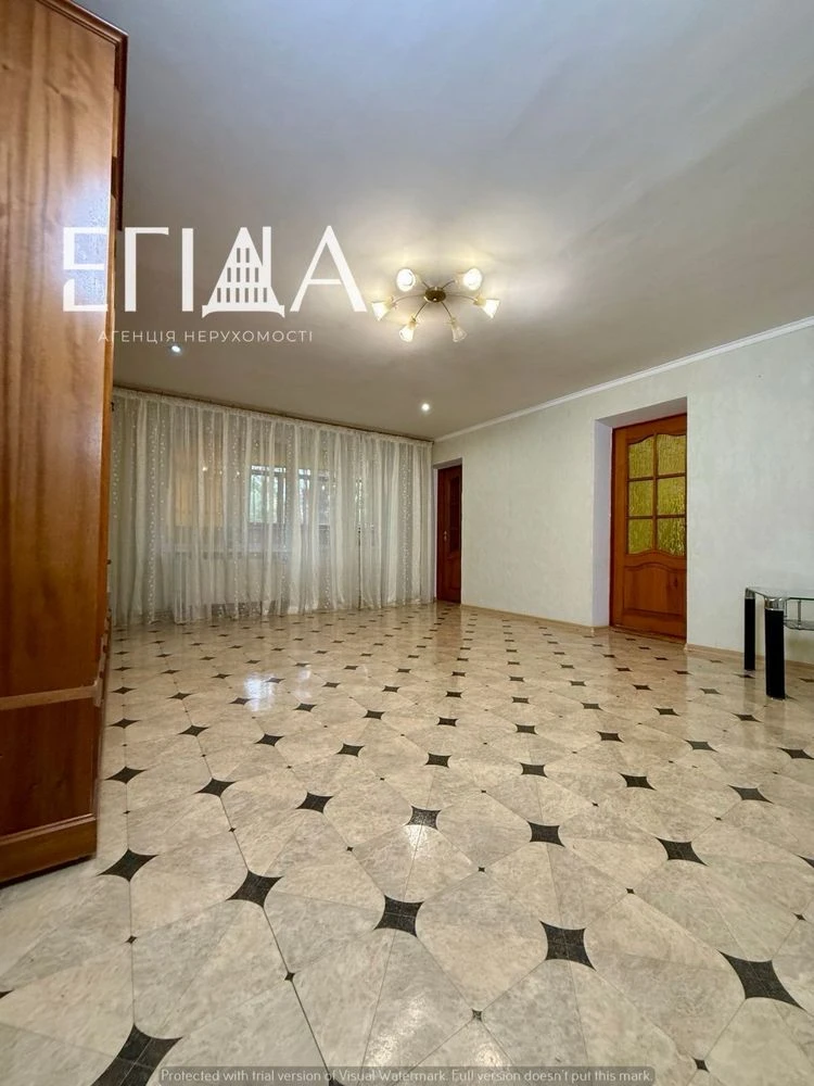 Продаж 3-кімнатній квартири, Європейський ринок, 3/9, вул. А. Тамма