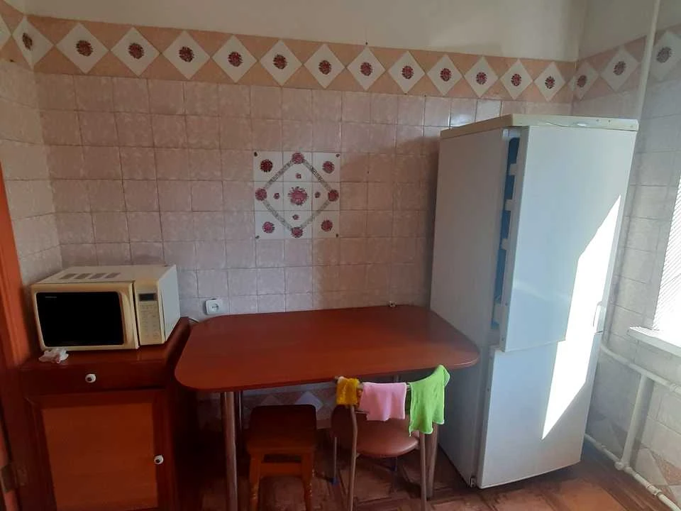 Квартира. Київ, Здолбунівська вулиця