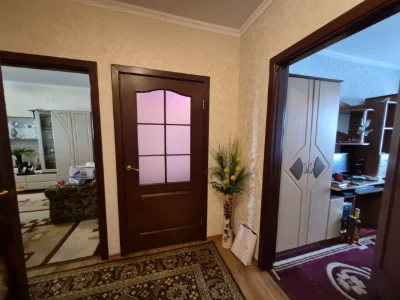 For sale: 3-room apartment, Ronald Reagan Avenue, 9