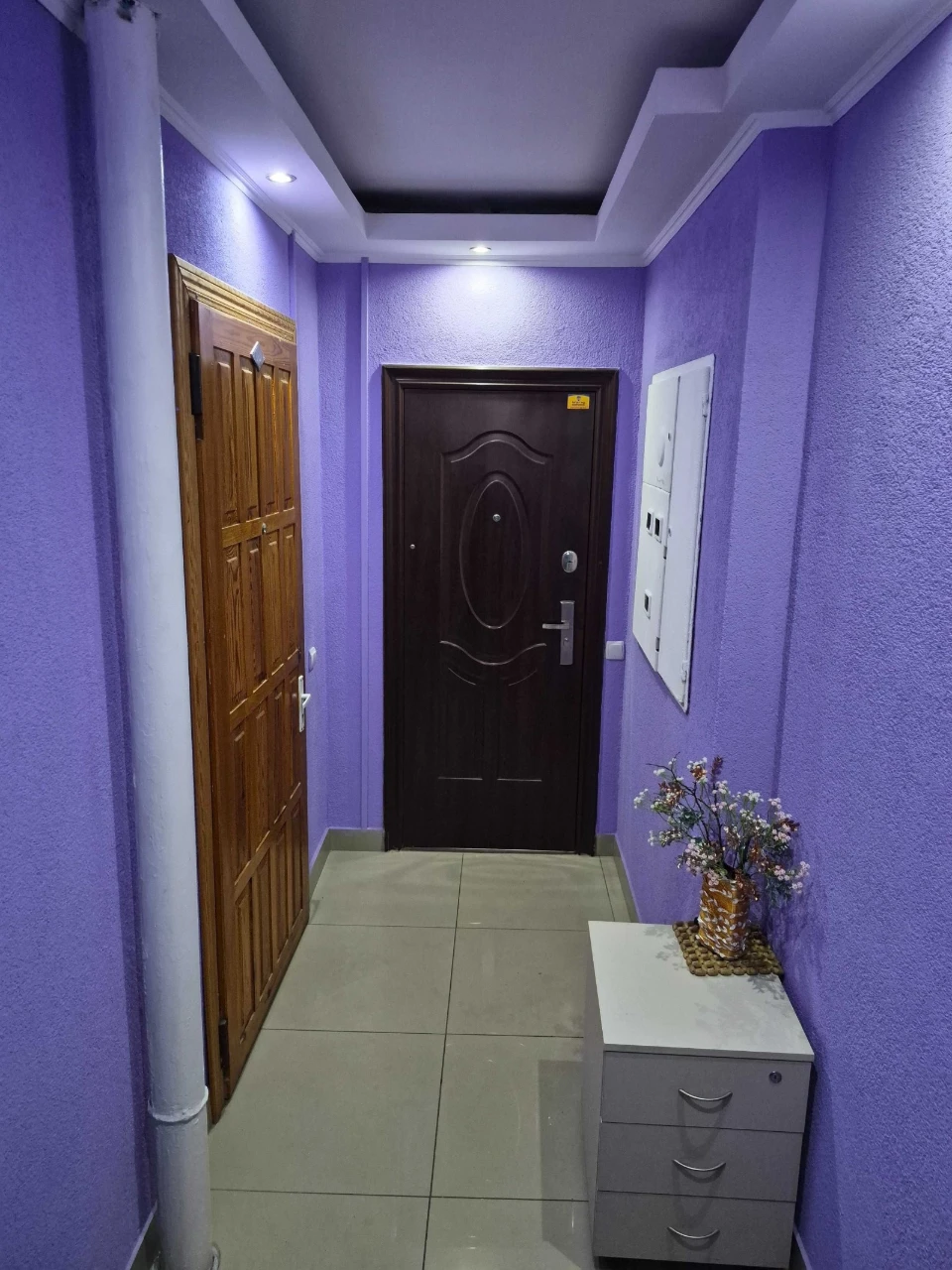 For sale: 3-room apartment, Ronald Reagan Avenue, 9