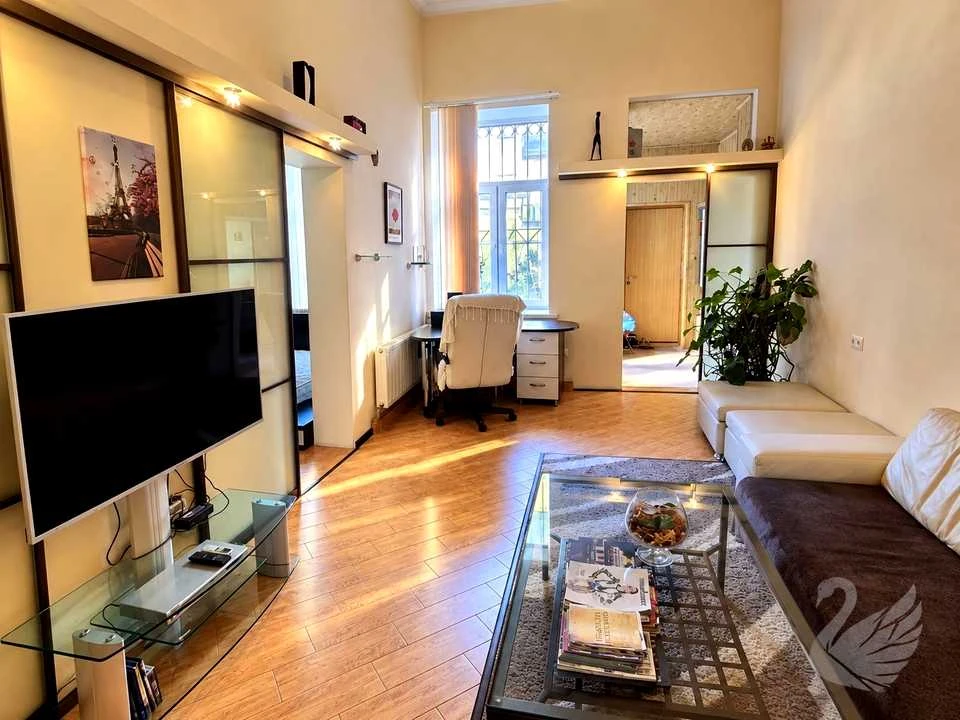 Apartment. Odessa, Ukrainian Heroes Avenue