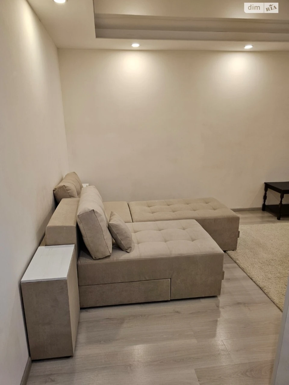 Apartment for Sale in Microdistrict 335