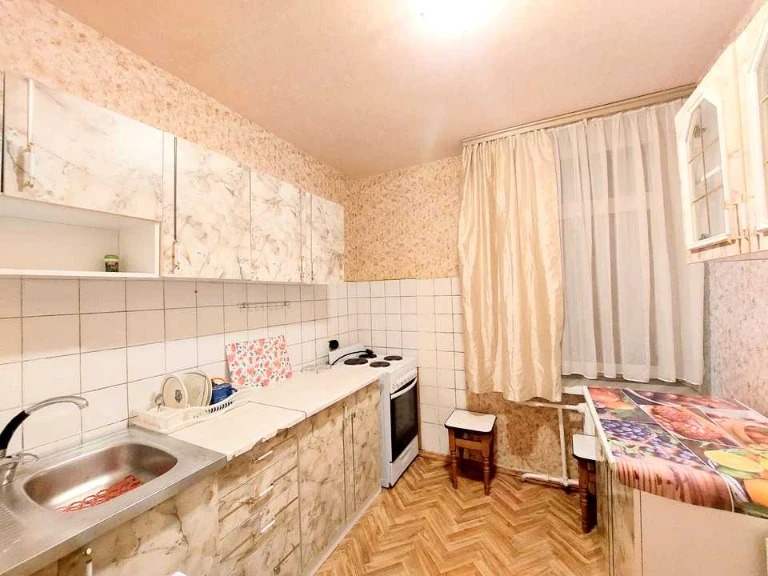 Квартира. Киев, улица Митрополита Андрея Шептицкого