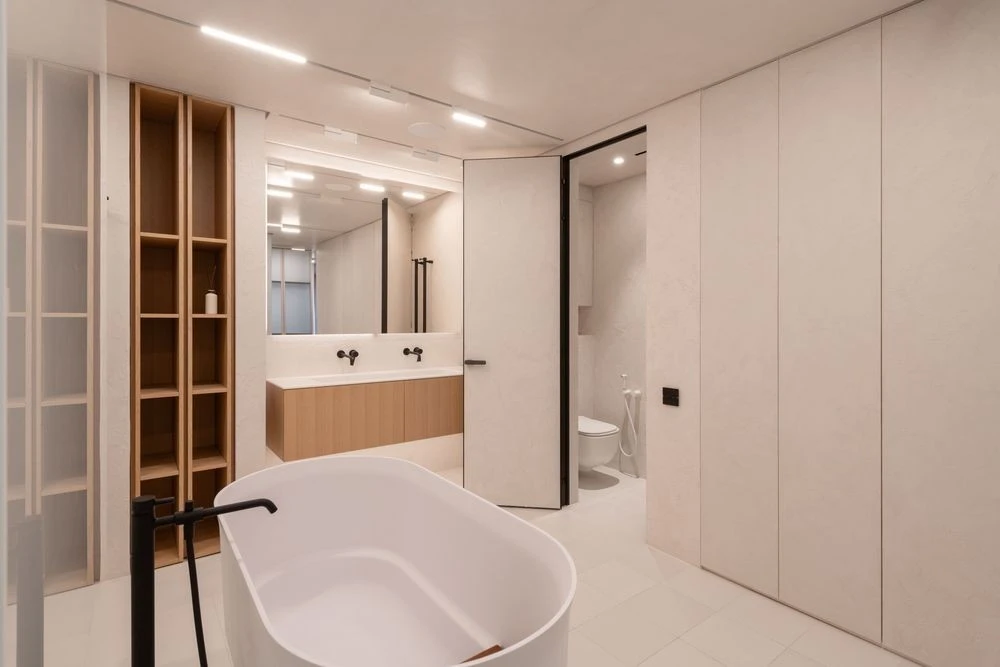 Sale of an exclusive 200 m² apartment in the residential complex "Boulevard Fontaniv"