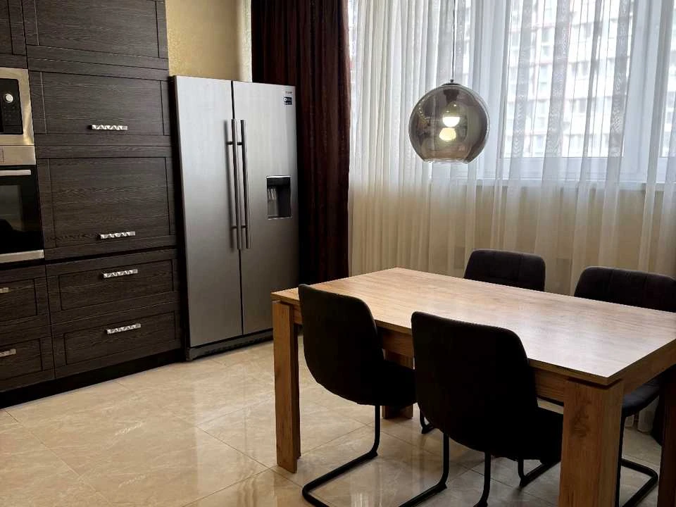 Квартира. Киев, улица Драгомынова