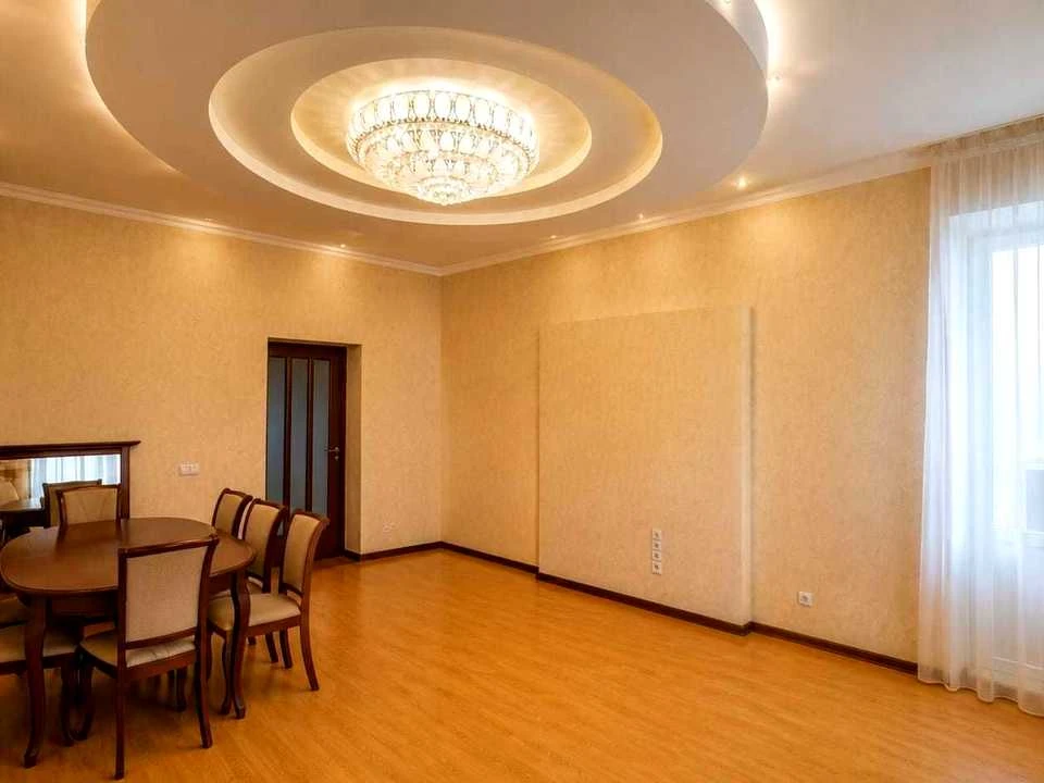 Apartment. Lviv, Levka Luk'yanyka Street
