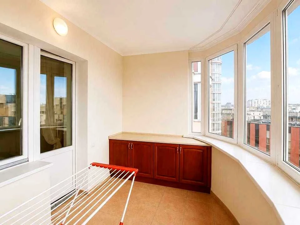 Apartment. Lviv, Levka Luk'yanyka Street