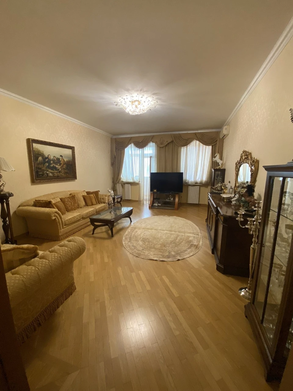 Продам 3 ком  Французский бульвар дома Каркашадзе