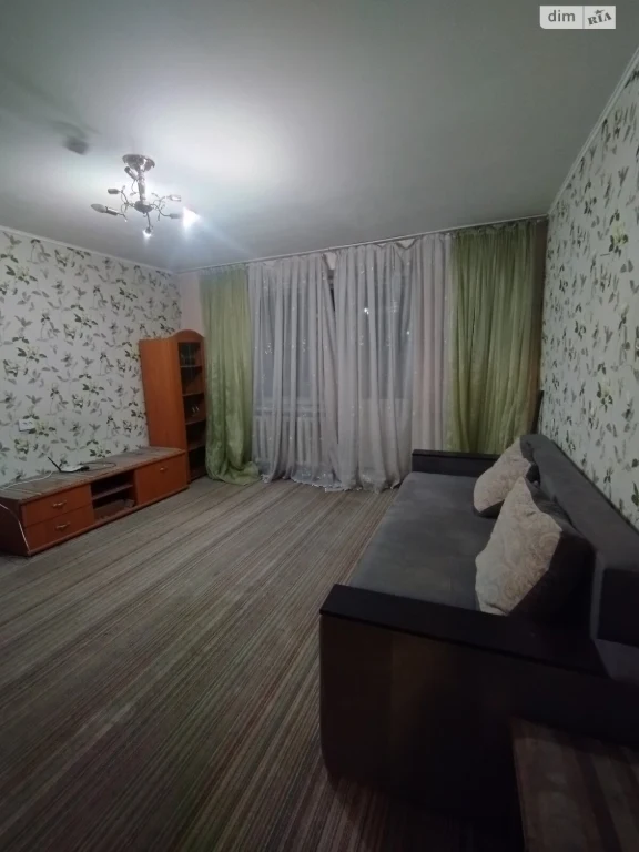 Long Term Rent One-Bedroom Apartment in Military Town