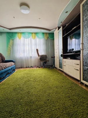 For Sale! Two-room apartment with furniture and renovated! Zhado