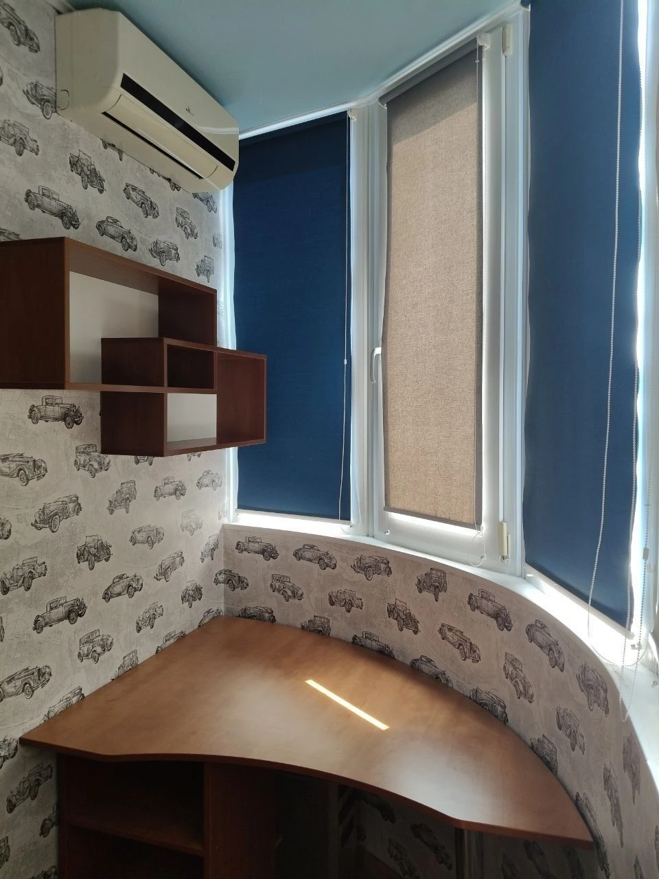 For sale, two-bedroom apartment in Kyiv, Obolon district