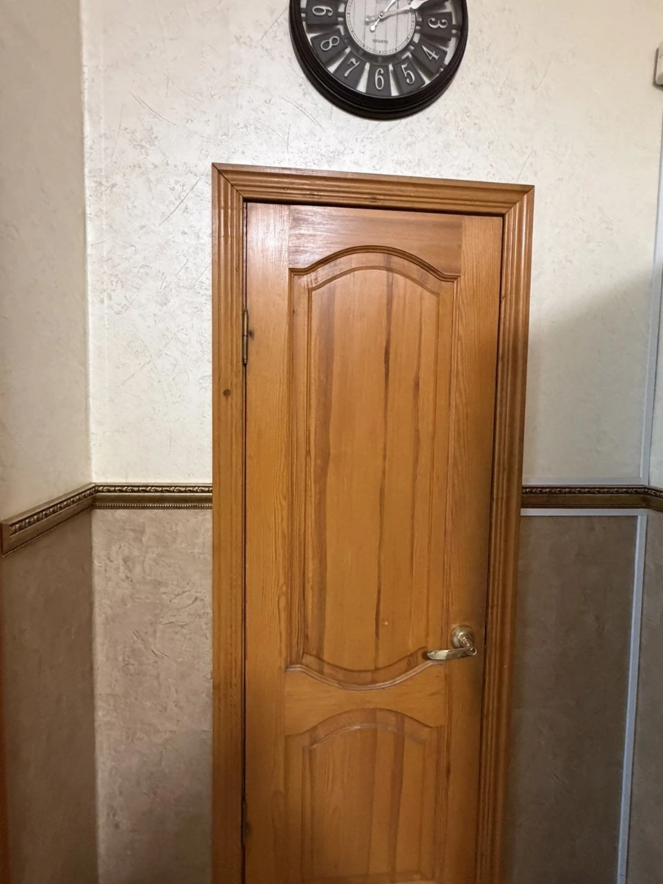 Продається двокімнатна квартира в Києві, вулиця Привокзальна, 8/1