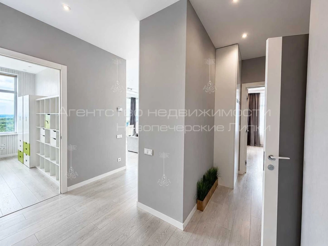 Sale of a 3-room apartment 89 sq.m. in the residential complex "Novopekerski Lipki" on Andriy Verkholyad Street.