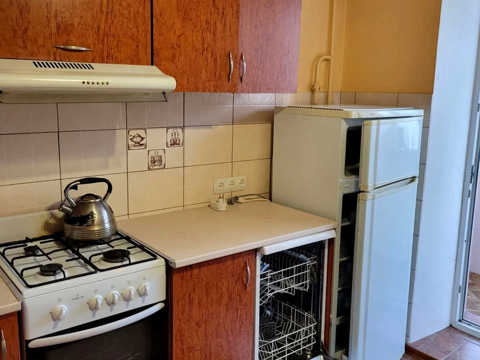 Apartment. Odessa, Levitetana Street