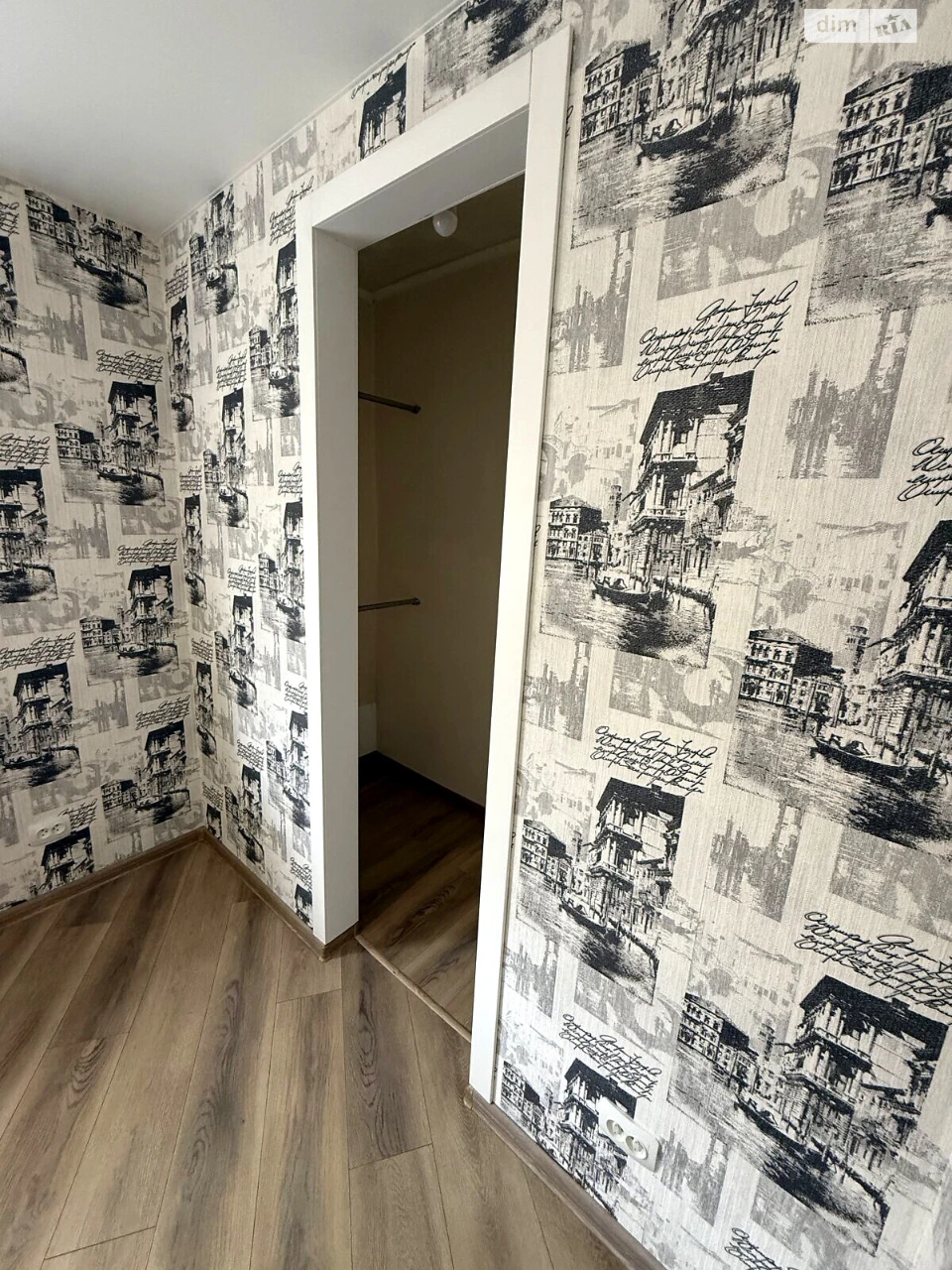 Продається Квартира в Південному