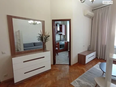 Long Term Rental Apartment near the Train Station