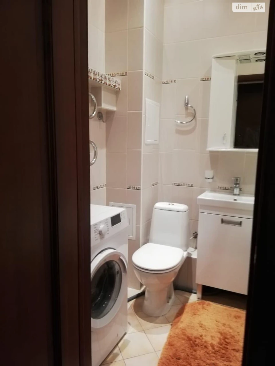 Long Term Rental Apartment near the Train Station