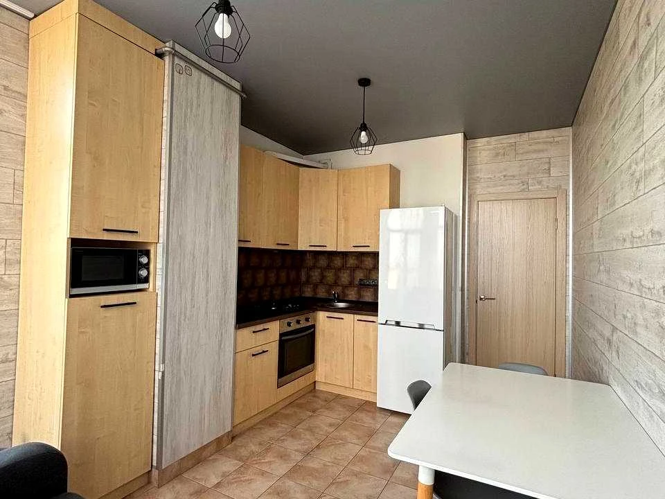 Apartment. Yunatska Street, Kyiv