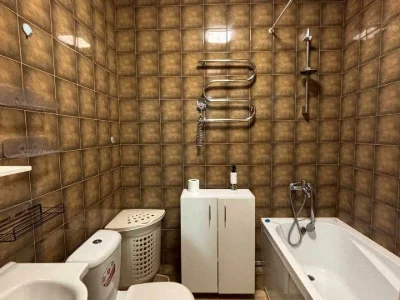 Apartment. Yunatska Street, Kyiv