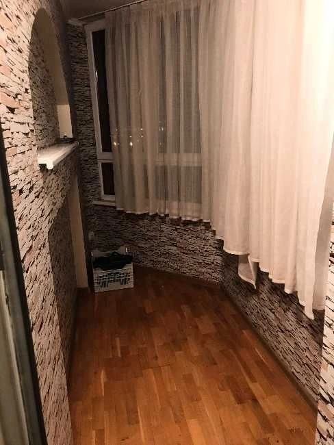 Apartment for rent, Urlyvska Street, Novoskoroky, Pozniaky
