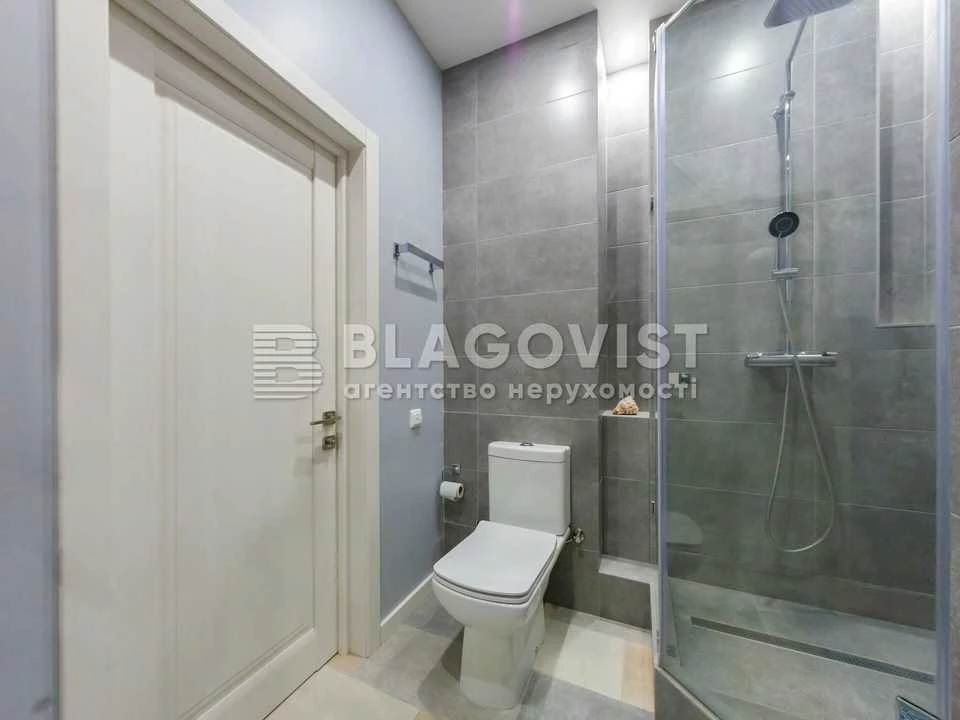 Apartment. Kyiv, Saperne Pole Street