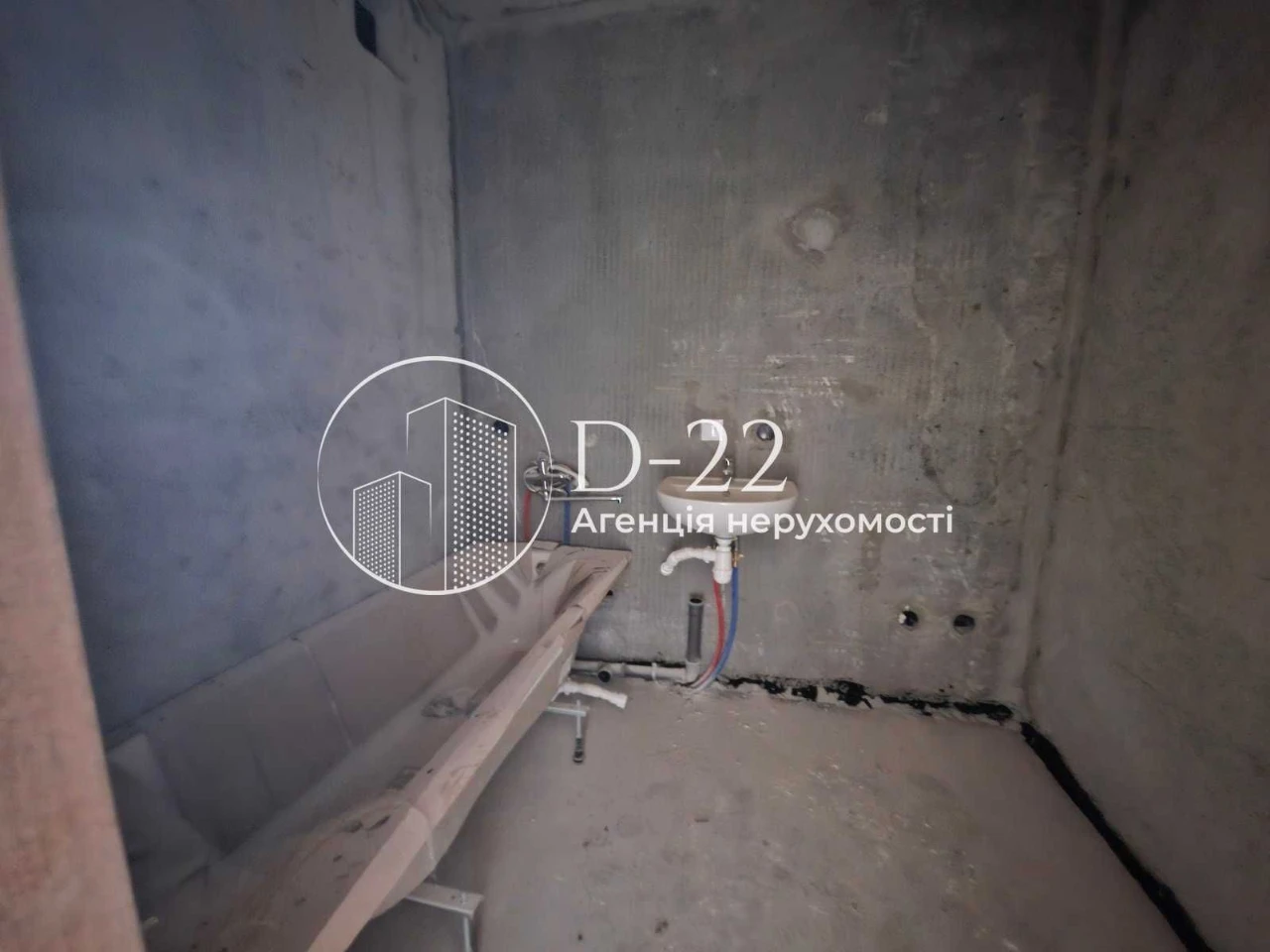 Sale of a 3-room apartment, Baltijskiy Provolok 1, Yeoselya, YeGodnovannia,