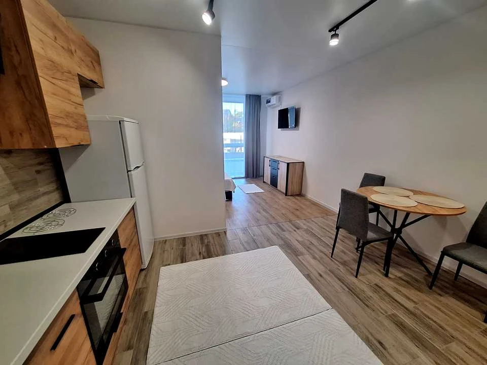 Apartment. Vinnytsia, Tsegelnyi Prosv.
