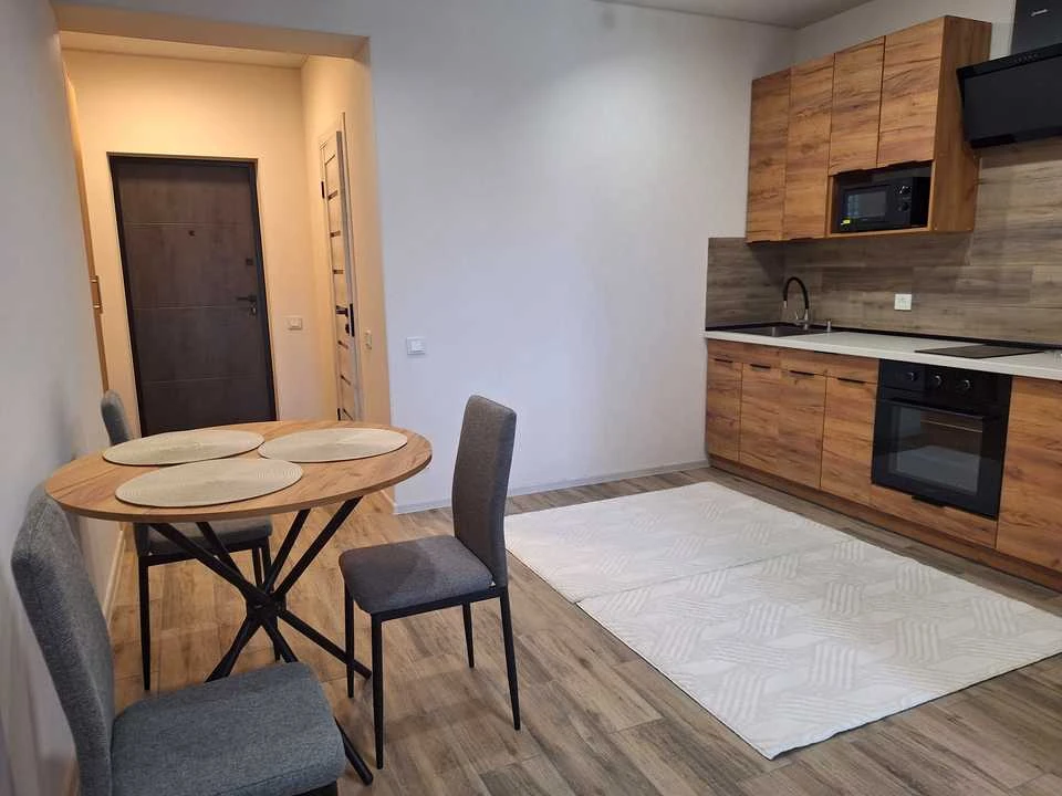 Apartment. Vinnytsia, Tsegelnyi Prosv.