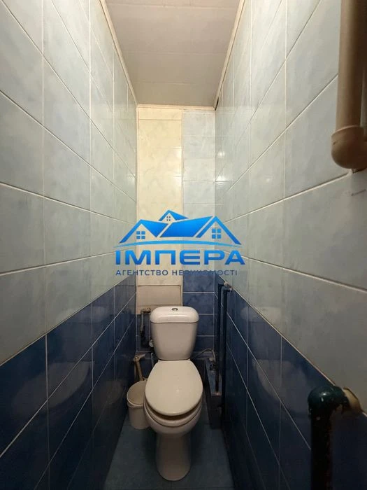 Продаж 2к квартири на Алмазному. Окремі кімнати