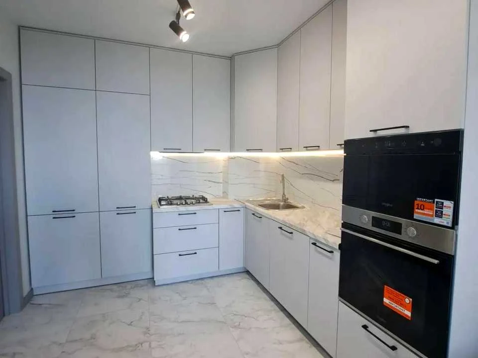 Apartment. Lviv, Roksolany, вул.