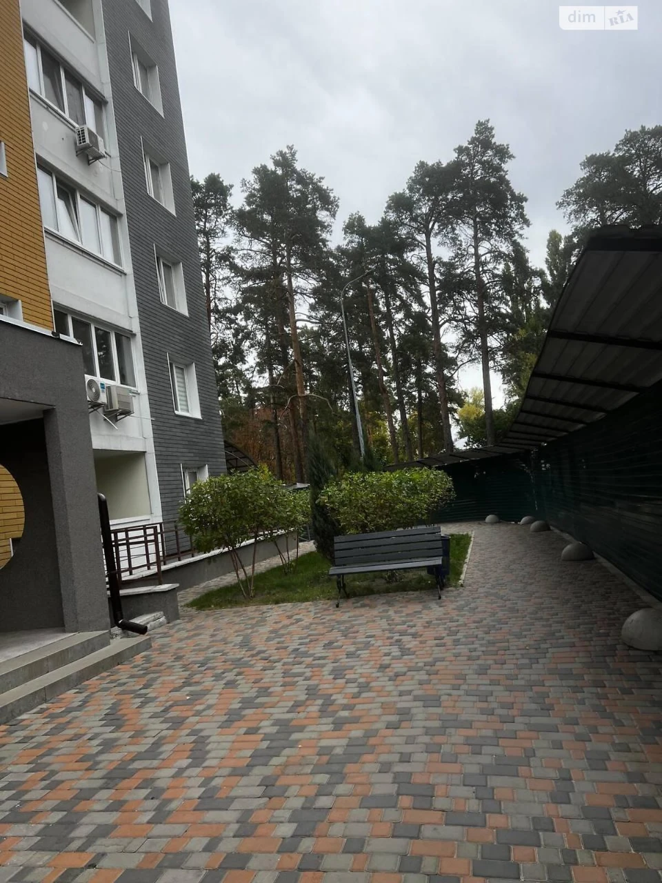 Довгострокова оренда квартири в районі "Червоний Хутор"